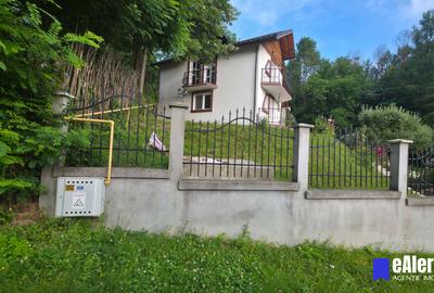 Vând casă de vacanță Bezdead, vedere la vale, acces Munții Bucegi - 4