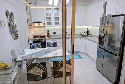 Apartament deosebit langa Mall Coresi - 4