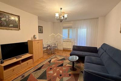 Apartament cu 3 camere decomandat, mobilat în P-ța Alba Iulia