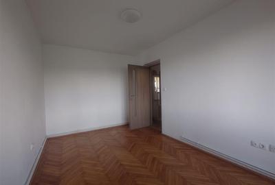 Apartament 3 camere renovat - 16