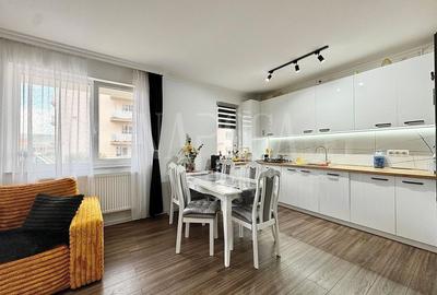 Apartament 3 camere de vanzare in Floresti - 2