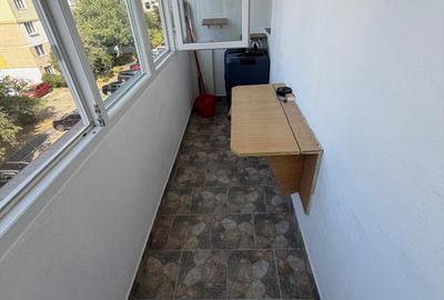 Apartament 3 camere - etaj 3 - balcon - zona Cedonia - 10