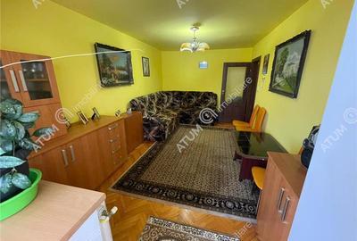 Apartament 3 camere decomandate si balcon zona Vasile Aaron Sibiu - 2