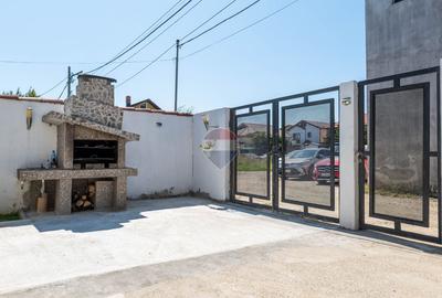 Vanzare vilă cu 2 unitati locative independente in Pantelimon, Central - 34