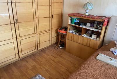 Apartament 2 camere , zona b- dul Independentei , et 1 din 4 , decomandat , 55 m - 11