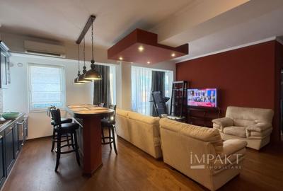 Apartament cu 3 camere, mobilat în Central