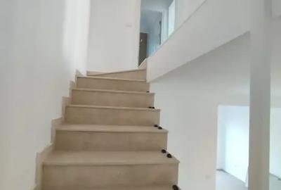 Vila superba tip duplex mutare imediata Pallady metrou Republica - 13