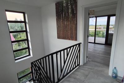 FARA COMISIOANE casa eleganta cu 5 camere 3 terase P+1+pod 2 placi 1800mp asfalt - 32