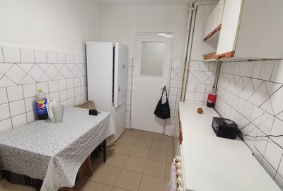 INCHIRIEZ apartament 2 camere semidecomandat,zona Vasile Aaron - 6