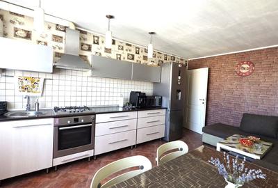 Apartament 2 camere de vanzare - 2