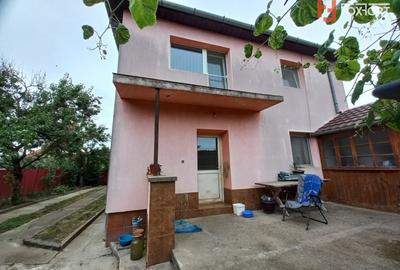 Casa individuala cu 5 camere si teren de 641 mp – zona Crisan - 2