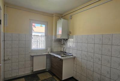 Vand apartament de 2 camere, confort 1 ,semidecomandat,zona Rahovei - 8