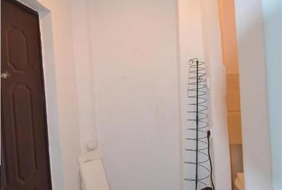 Vanzare garsoniera etajul 2 Bartolomeu - Str. Lanii - 5