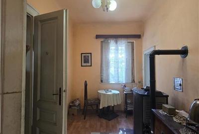 Casa cu 4 camere,curte individuala,acces auto,,ultracentral,Oradea - 7