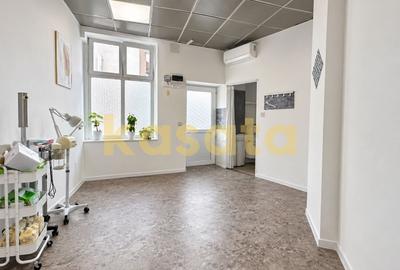 Spațiu comercial, de 17 mp, în P-ța Unirii