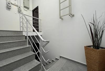 Margeanului,et. 3,bl.2008,centrala proprie,renovat,mobilat,curte interioara,neg. - 16