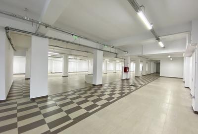 Spatiu stradal cu destinatie comercială - 6
