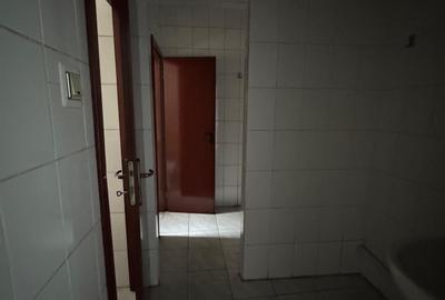 Casă Multifuncțională de Vânzare – 21 Camere, 850 mp - 11