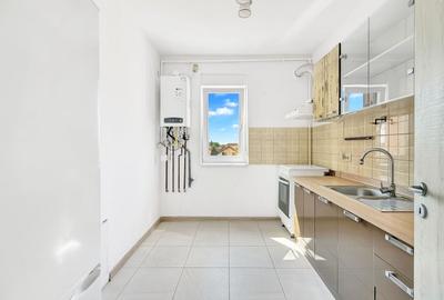 2 Camere | Etaj 2/3 | Apus Spectaculos | Central Giroc | Comision 0 - 11