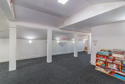 Vila 336 mp 7 camere - locuință, grădiniță, clinică - Drumul Taberei - 33