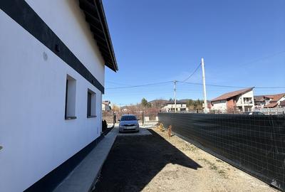 Vilă nouă 155 mp cu terasă acoperită și curte 448 mp Bănești Prahova - 39