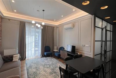 Apartament cu 2 camere circular, mobilat în Central
