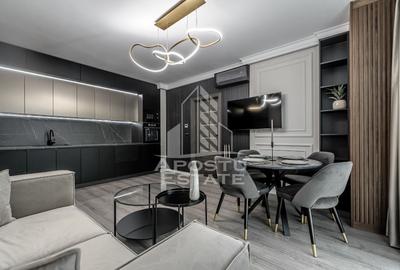 Apartament cu 3 camere decomandat, mobilat în Polivalentă