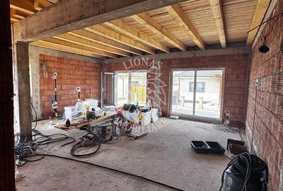Casa Finisata 4 camere 107 mp-terasa-teren 388 mp-Aerodrom - 5