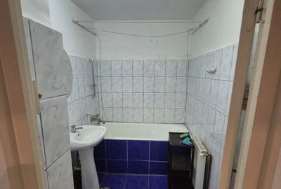 Vand apartament 3 camere Lunca - 1