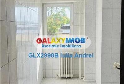 Apartament cu o camera de inchiriat nemobilat 1 Mai - 5
