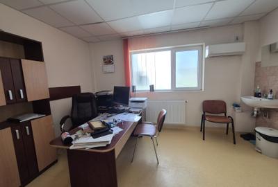 Spatiu comercial/ Ideal clinica medicala- Tatarasi, Str Vasile Lupu - 10