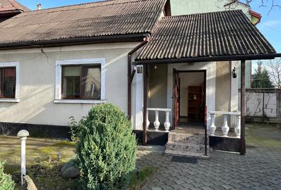 Casă cu 2 camere în Central