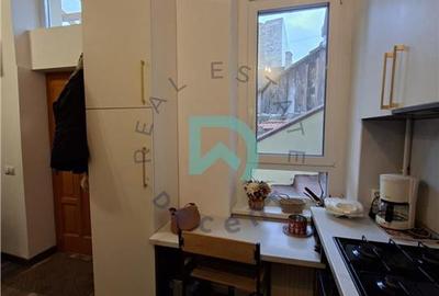 Apartament  la casa 3 camere, Bd. 15 Noiembrie - 5