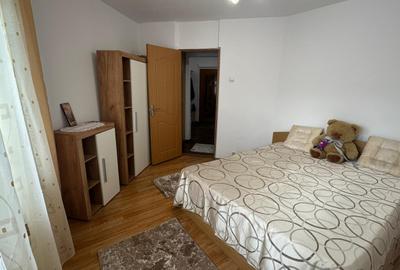 Apartament 2 camere decomandat Nicolina - prima statie - 4