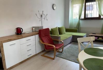 Apartament 2 camere, decomandat, 50 mp, centrala proprie, metrou aproape, 1 Mai - 3