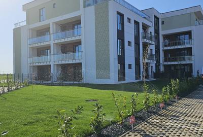 Apartament penthouse 4 camere, teresa 61 mp, Arad, comision 0 - 1