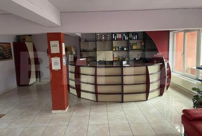 Spațiu comercial, de 382.00 mp, în Spitalul Județean