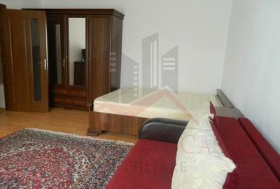 Garsonieră decomandată, mobilată în P-ța Muncii