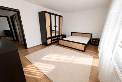 Apartament cu 3 camere în Cetate