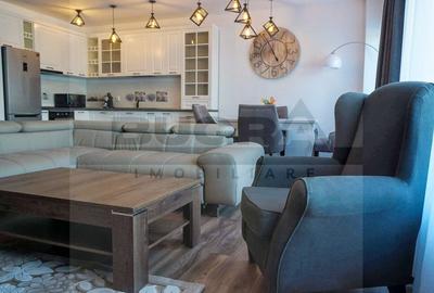 Apartament cu 2 camere semidecomandat, mobilat în Central