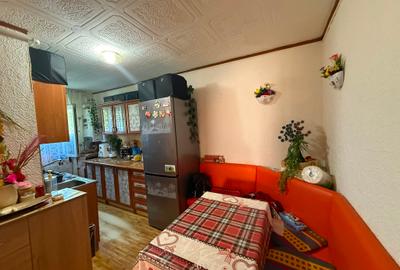 Apartament 3 camere-decomandat-bloc de caramida-zona Sc. Gen. Andrei Saguna - 11