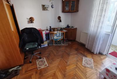 Apartament cu 2 camere decomandat în Dărmănești