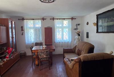 Casa in Zarnesti, constructie din caramida D+P si anexa, teren 569 mp - 5