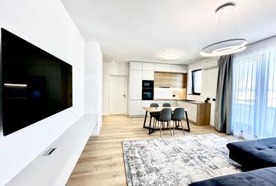 Apartament cu 2 camere semidecomandat, mobilat în Tractorul