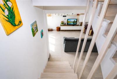 Resedinta stil, 3 dormitoare, sistem termic in pardoseala, terasa, lot 530 mp, S - 32