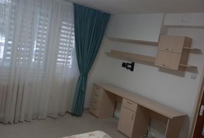 Garsonieră decomandată în Drumul Taberei