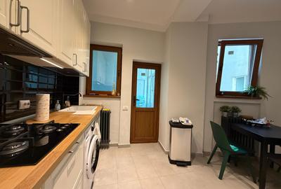 Apartament Boem cu 2 Camere | Calea Victoriei – Piața Amzei | Clădire Istorică - 4