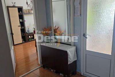 Apartament de vânzare | Zona TÂRGU CUCU | semidecomandat, 3 camere - 4