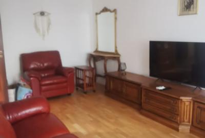 Apartament cu 2 camere decomandat, mobilat în Baba Novac