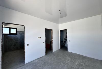 Duplex Domnești la alb | 4 camere| Încălzire Pardoseală | Teren 300mp | Cheie - 1